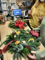 f Wednesday 6th December 19:00    21:00